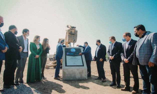 Gobernador Diego Sinhue coloca primera piedra de nuevo parque industrial en San José Iturbide