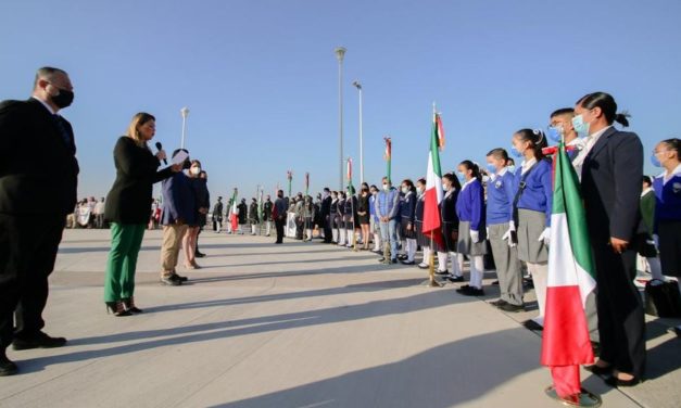 Ayuntamiento Iturbidense conmemora Día de la Bandera