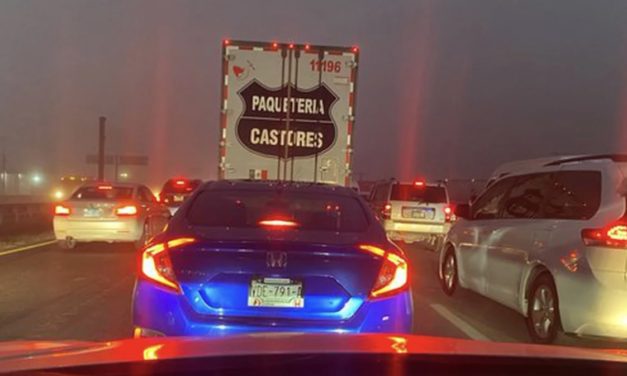 Asalto masivo en Querétaro; atracan a más de 300 automovilistas