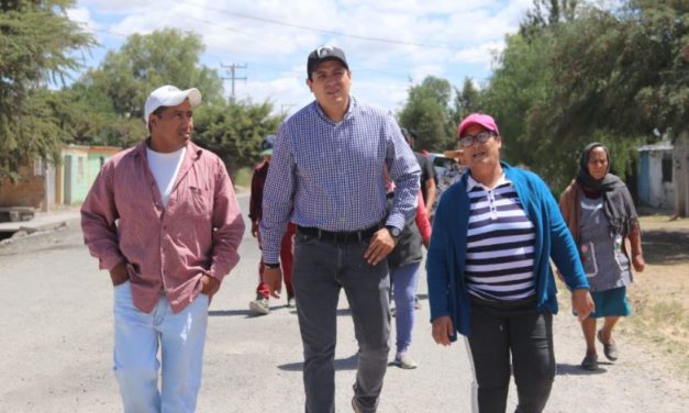 Comunidades ludovicenses se benefician con programa de bacheo y rehabilitación de caminos