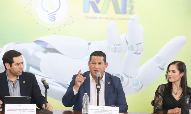 Guanajuato requiere más ingenieros, no abogados o contadores: Diego Sinhue