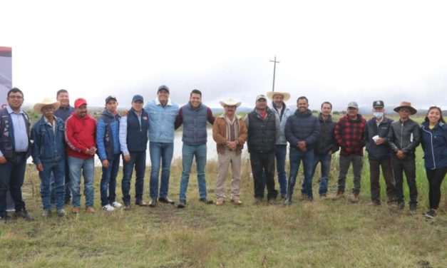 Programa de Bordería llega a las familias de Mesa de Jesús