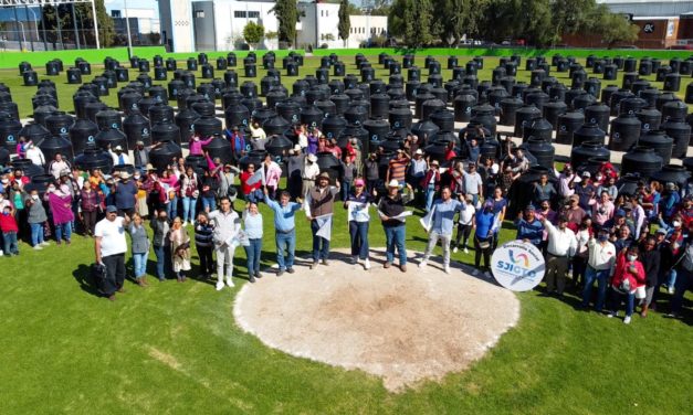 Entrega gobierno municipal implementos agricolas “tecno-campo” y cisternas