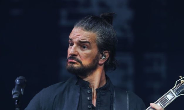 Hacen viral a «mujeres» de Ricardo Arjona por considerarla «machista»