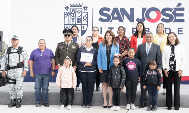 Gobierno municipal reconoce a familia Pichardo Dávila como orgullo Iturbidense