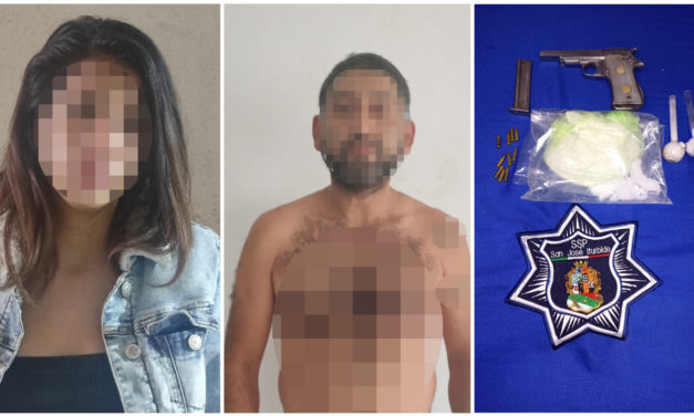 Detienen a pareja en posesión de drogas y arma