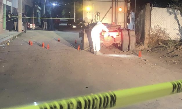 Ejecutan a hombre a bordo de tráiler