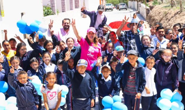 ENTREGA GOBIERNO MUNICIPAL PAVIMENTACIÓN DE CALLE EN COMUNIDAD “CARBAJAL”