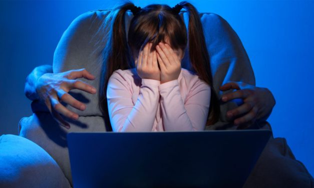 ¡Cuidado con el acoso sexual a menores en Internet! En Guanajuato, autoridades han rescatado a menores en centrales de autobuses