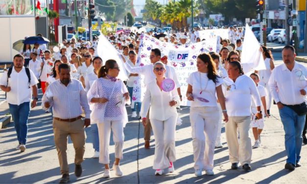 Congrega a más de 2 mil personas «Marcha por la Paz»