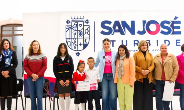 Entregan programa “Mano a Mano por la Educación” a 27 centros educativos