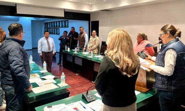 Rinde protesta ante el Ayuntamiento nuevo titular de Procuraduría Auxiliar