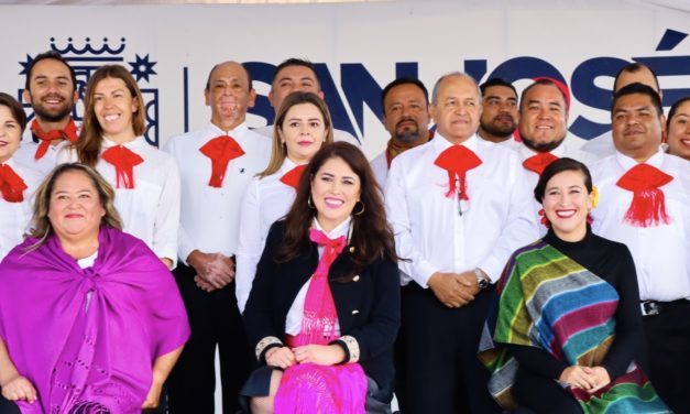 ENCABEZA CINDY ARVIZU DESFILE POR EL 113 ANIVERSARIO DE LA REVOLUCIÓN MEXICANA