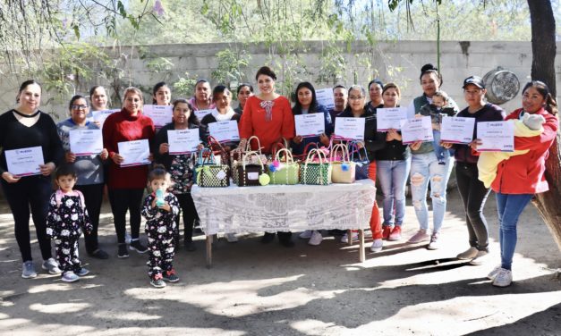 REALIZA GIRA DE TRABAJO CINDY ARVIZU POR COMUNIDADES PARA CIERRE DE PROGRAMAS