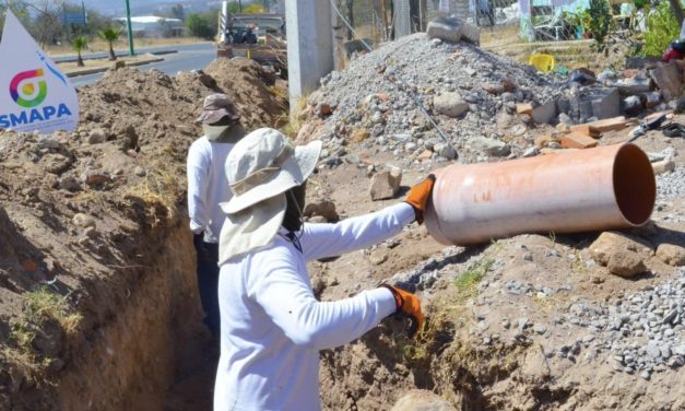 LLEVA GOBIERNO MUNICIPAL AGUA PARA TODOS EN LAS COLONIAS Y COMUNIDADES DE SJI A TRAVÉS DEL SMAPA