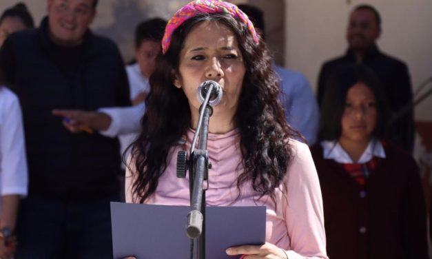 RECONOCEN A JENNY CAMPOS CON EL “ORGULLO ITURBIDENSE”