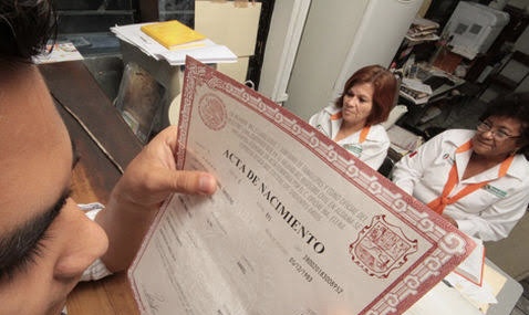 ¿Qué apellido va primero? Guanajuato busca reforma para que padres decidan el orden de los apellidos