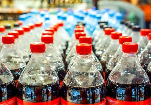 Gobierno y refresqueras logran acuerdo; bajarán contenido de azúcar