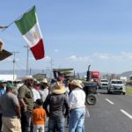 Productores del Bajío rechazan oferta de $6,050.00 por tonelada de maíz; mantienen bloqueo y anuncian más movilizaciones