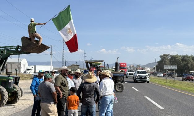 Productores del Bajío rechazan oferta de $6,050.00 por tonelada de maíz; mantienen bloqueo y anuncian más movilizaciones
