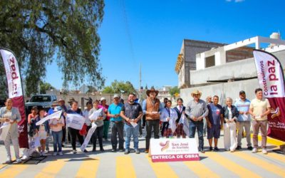 Manuel Montes entrega pavimentación de calles en San Sebastián del Salitre