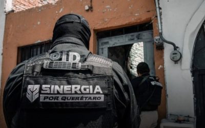 Mueren tres hombres al caer a barranco durante operativo en bar clandestino en Querétaro